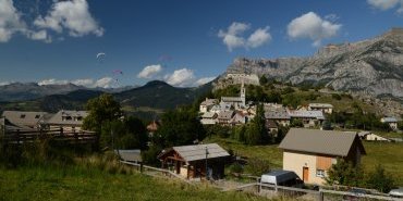 Parapente (Saint-Vincent-les-Forts)