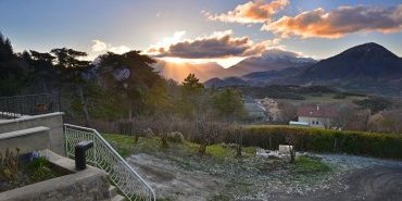 Lever de soleil sur le Morgon et le lac de Serre Ponçon / Sunrise over Morgon ans Serre-Ponçon lake